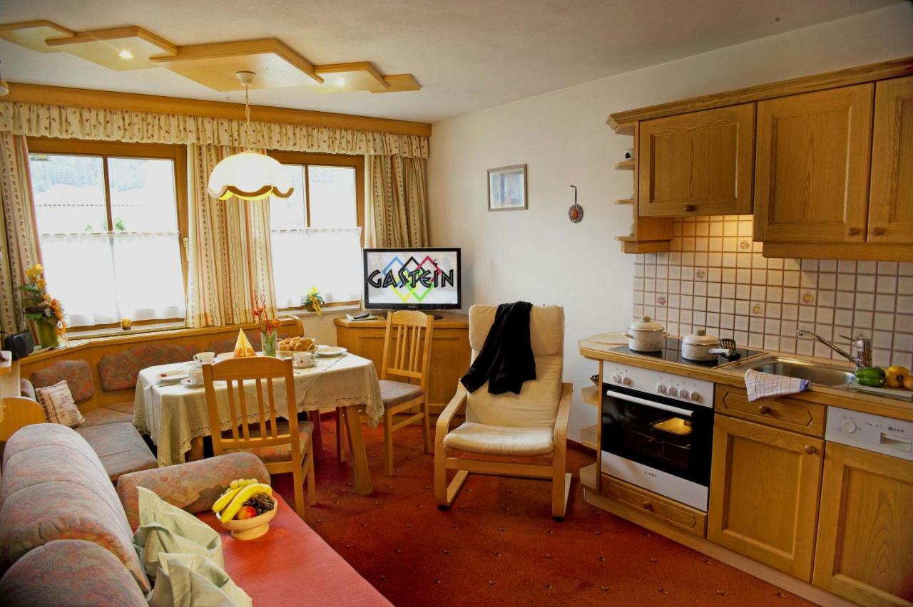Gaestehaus Alpina Дорфгащайн Екстериор снимка
